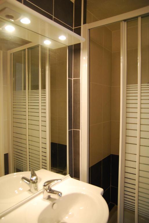Studios Parisiens Cannes Habitación foto