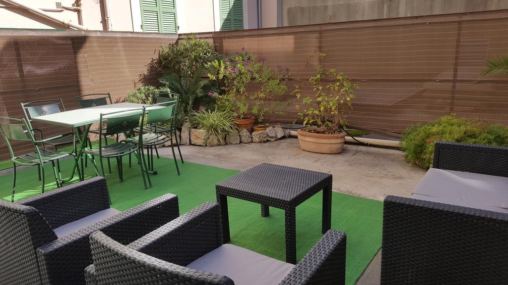 Studios Parisiens Cannes Exterior foto